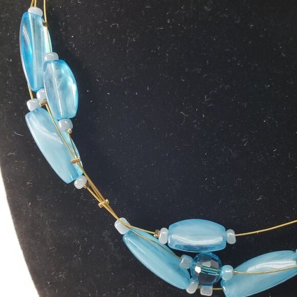 Gold-tone Wire Multi-Row Illusion Blue Beads Necklace, matching Earrings 18+2.5" - Picture 8 of 8